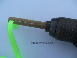 How to roll ribbon quickly with a drill