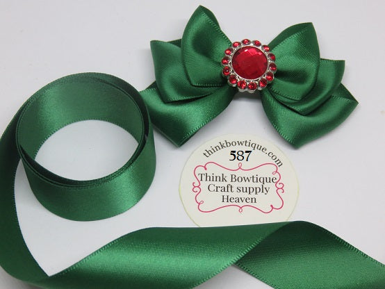 Make satin ribbon bows in Australia