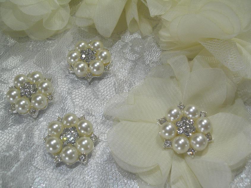 26mm Rhinestone and pearl flatback embellishments