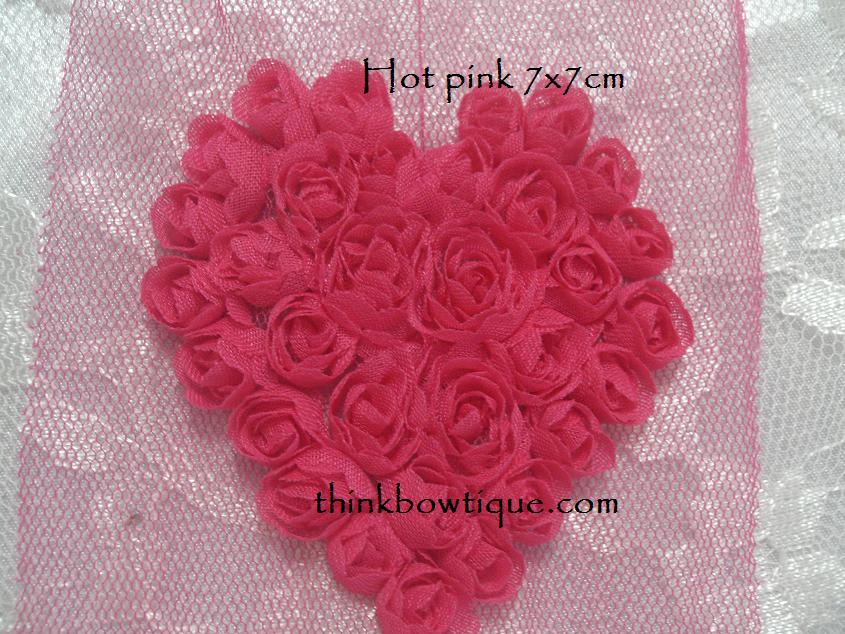 7cm x 7cm Rose mesh hearts small